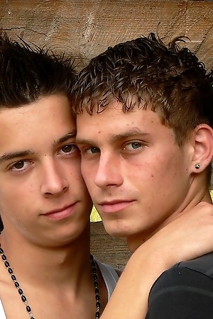 Hot slim Twink Jay and Tony fucked and serviced outdoor