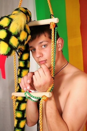 Hot gorgeous playful Gay Twink Dale
